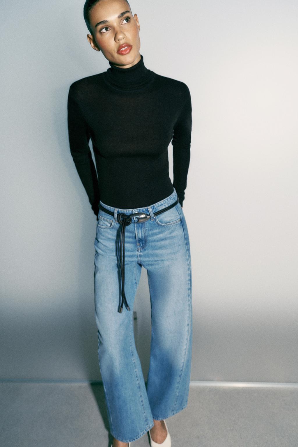 HIGH-WAIST BARREL JEANS